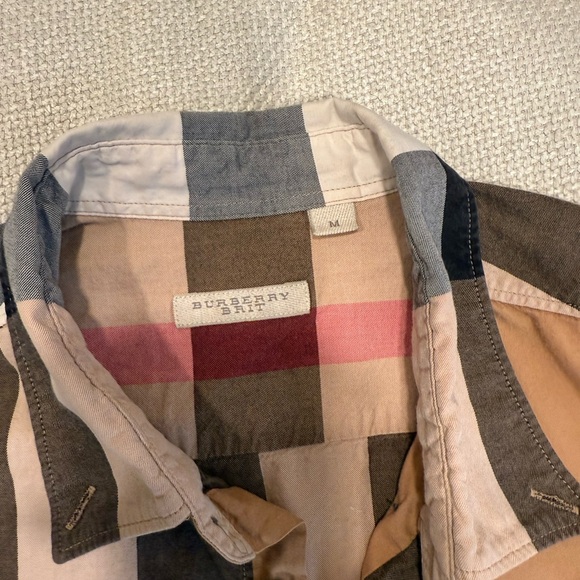Burberry shirt - Picture 6 of 10